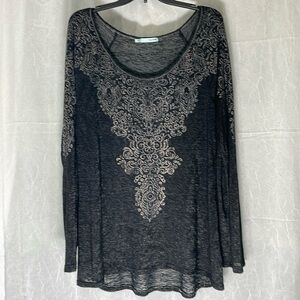 Like new!!! Maurice’s, size L